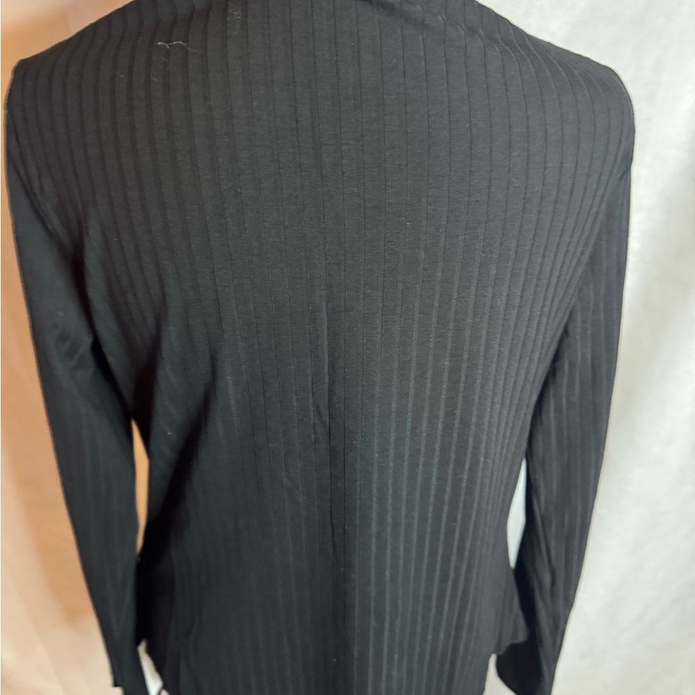 Black Ribbed Long-Sleeve Button Front Top - Picture 2 of 5